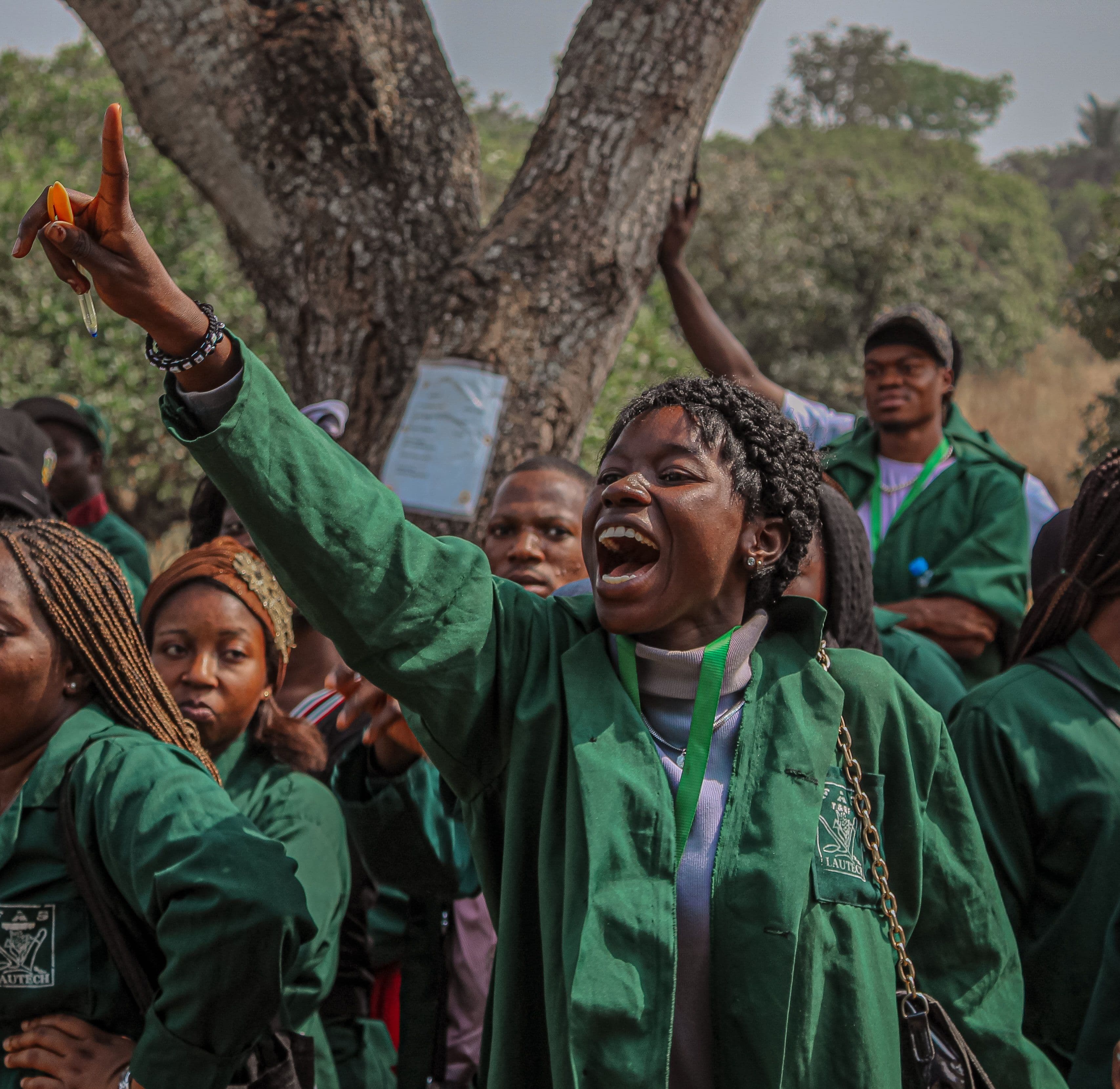 Young African environmental leaders working together